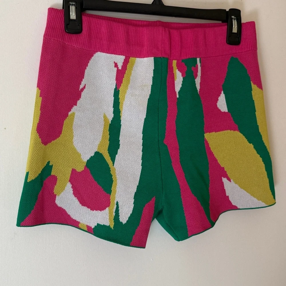 Colorful Abstract Knit Shorts - Picture 3 of 6